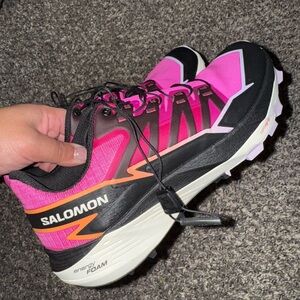 Salomon Women's Vibrant Pink and Black Athletic Shoes